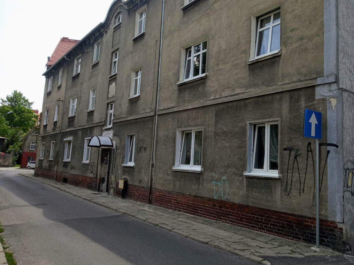 Apartament Przy Wandy زيلونا غورا المظهر الخارجي الصورة